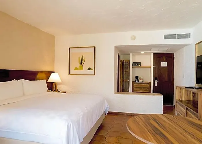 Holiday Inn Resort Ixtapa All-Inclusive By Ihg